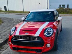 Rot Gebraucht 2019 Mini Cooper S Kleinwagen | 17.699 € (Fairer Preis)