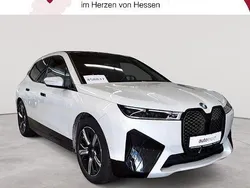 Weiß Gebraucht 2023 BMW iX Sport Line SUV | 57.689 € (Guter Preis)
