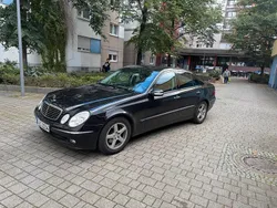 Schwarz Gebraucht 2004 Mercedes E240 Avantgarde Limousine | 3.800 € (Guter Preis)
