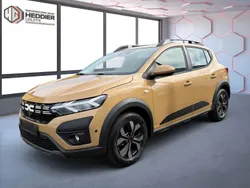 Beige Neu 2025 Dacia Sandero Expression Kleinwagen | 19.770 € (Etwas zu teuer)