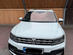 Weiß Gebraucht 2018 VW Tiguan R-line SUV | 31.000 € (Etwas zu teuer)