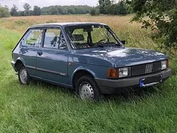 Blau Gebraucht 1983 Fiat 127 Kleinwagen | 6.200 €