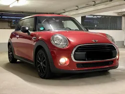 Rot Gebraucht 2016 Mini ONE Kleinwagen | 5.900 €