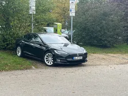 Schwarz Gebraucht 2018 Tesla Model S Limousine | 29.990 € (Teuer)