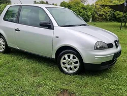 Silber Gebraucht 2003 Seat Arosa Kleinwagen | 1.499 €