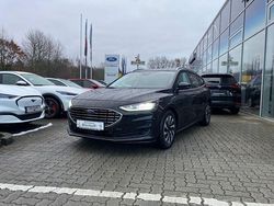 Schwarz Gebraucht 2022 Ford Focus Titanium X Kombi | 17.890 € (Fairer Preis)
