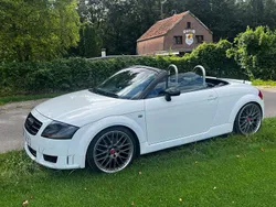 Weiß Gebraucht 2002 Audi TT Roadster S-Line Cabrio | 13.900 € (Teuer)