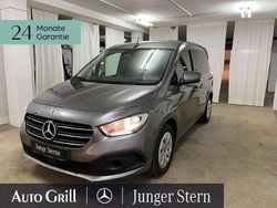 Chromitgrau metallic Gebraucht 2022 Mercedes T180 Van / Kleinbus | 24.650 € (Fairer Preis)