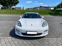 Weiß Gebraucht 2010 Porsche Panamera 4 Limousine | 19.972 € (Guter Preis)
