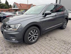 Grau Gebraucht 2018 VW Tiguan Join SUV | 19.999 € (Fairer Preis)