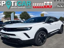 Jade weiß / schwarz Gebraucht 2024 Opel Mokka Ultimate SUV | 22.990 € (Fairer Preis)