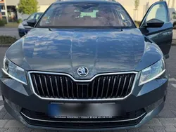 Braun Gebraucht 2016 Skoda Superb LAURIN & KLEMENT Kombi | 16.800 € (Fairer Preis)