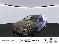 Grau Gebraucht 2023 VW Golf Alltrack Style Kombi | 33.950 € (Fairer Preis)