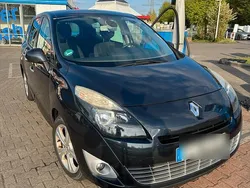 Grau Gebraucht 2010 Renault Grand Scénic III Van / Kleinbus | 3.800 € (Etwas zu teuer)