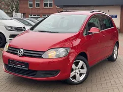 Rot Gebraucht 2011 VW Golf Plus Comfortline Van / Kleinbus | 5.500 € (Fairer Preis)
