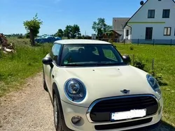 Weiß Gebraucht 2018 Mini ONE Pepper Kleinwagen | 12.500 € (Guter Preis)