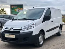Weiß Gebraucht 2015 Citroën Jumpy Van / Kleinbus | 11.495 € (Fairer Preis)