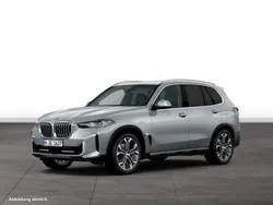 Grau Gebraucht 2024 BMW X5 SUV | 92.695 € (Fairer Preis)
