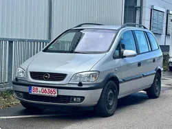 Grau Gebraucht 2003 Opel Zafira Van / Kleinbus | 1.999 € (Fairer Preis)