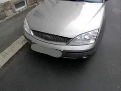 Beige Gebraucht 2001 Ford Mondeo Kombi | 950 € (Fairer Preis)