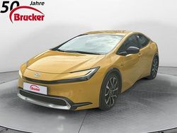 Mustard metallic Gebraucht 2023 Toyota Prius Executive Kleinwagen | 32.890 € (Teuer)