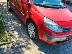 Rot Gebraucht 2005 Renault Mégane II Van / Kleinbus | 1.100 € (Guter Preis)