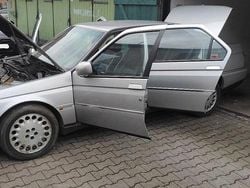 Silber Gebraucht 1993 Alfa Romeo 164 Limousine | 4.890 €