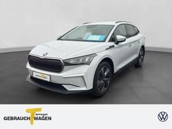 Weiß Gebraucht 2024 Skoda Enyaq iV Loft SUV | 29.870 € (Guter Preis)