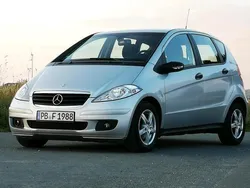 Silber Gebraucht 2007 Mercedes A180 Kleinwagen | 1.890 € (Teuer)
