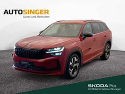 Velvetrot metallic Gebraucht 2024 Skoda Kodiaq SportLine SUV | 46.940 € (Guter Preis)