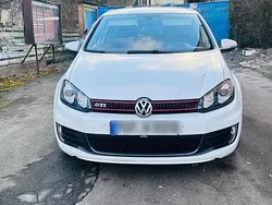 Weiß Gebraucht 2009 VW Golf VI Limousine | 4.500 € (Etwas zu teuer)