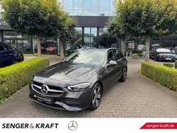 Grau Gebraucht 2023 Mercedes C220 Kombi | 36.900 €
