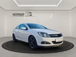 Schneeweiss/summitwhite/arctic Gebraucht 2009 Opel Astra GTC OPC Coupé | 5.199 € (Fairer Preis)