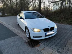 Weiß Gebraucht 2007 BMW 335 M Performance Coupé | 16.699 € (Etwas zu teuer)