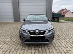 Grau Gebraucht 2022 Renault Arkana Techno SUV | 21.700 € (Fairer Preis)