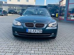 Grau Gebraucht 2008 BMW 530 Exclusive Limousine | 7.500 € (Fairer Preis)