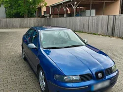 Blau Gebraucht 2000 Seat Toledo Limousine | 1.400 € (Fairer Preis)