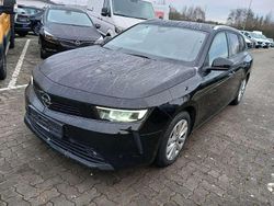 Schwarz perla nera Gebraucht 2023 Opel Astra Elegance Kombi | 19.990 € (Fairer Preis)