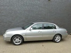 Silber Gebraucht 2003 Kia Opirus 2 Limousine | 3.750 €