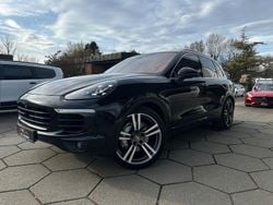Tiefschwarzmetallic Gebraucht 2016 Porsche Cayenne S Sport SUV | 27.900 € (Fairer Preis)