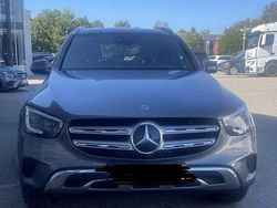 Grau Gebraucht 2020 Mercedes GLC300e SUV | 46.200 €