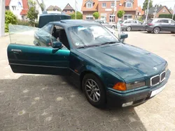 Bostongrün Gebraucht 1997 BMW 316 Performance Coupé | 999 € (Superpreis)