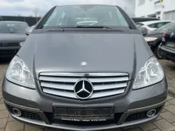 Grau Gebraucht 2011 Mercedes A200 Limousine | 5.450 € (Guter Preis)