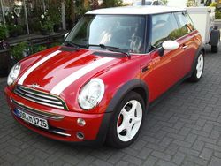 Rot Gebraucht 2005 Mini Cooper Pepper Kleinwagen | 9.500 € (Fairer Preis)