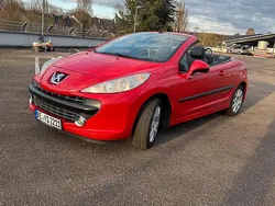 Rot Gebraucht 2007 Peugeot 207 CC Cabrio | 2.999 € (Fairer Preis)