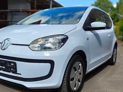 Weiß Gebraucht 2013 VW up! Kleinwagen | 4.990 € (Etwas zu teuer)