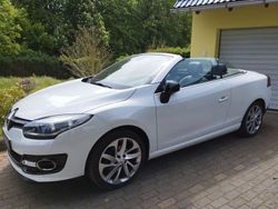 Weiß Gebraucht 2014 Renault Mégane Cabriolet Luxe Cabrio | 12.790 € (Teuer)