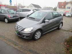 Braun Gebraucht 2009 Mercedes B180 Van / Kleinbus | 2.850 € (Fairer Preis)
