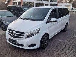 Bergkristallweiss Gebraucht 2017 Mercedes V220 Van / Kleinbus | 34.490 € (Teuer)