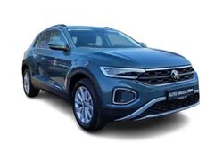 Blau Gebraucht 2024 VW T-Roc Life SUV | 20.995 € (Guter Preis)